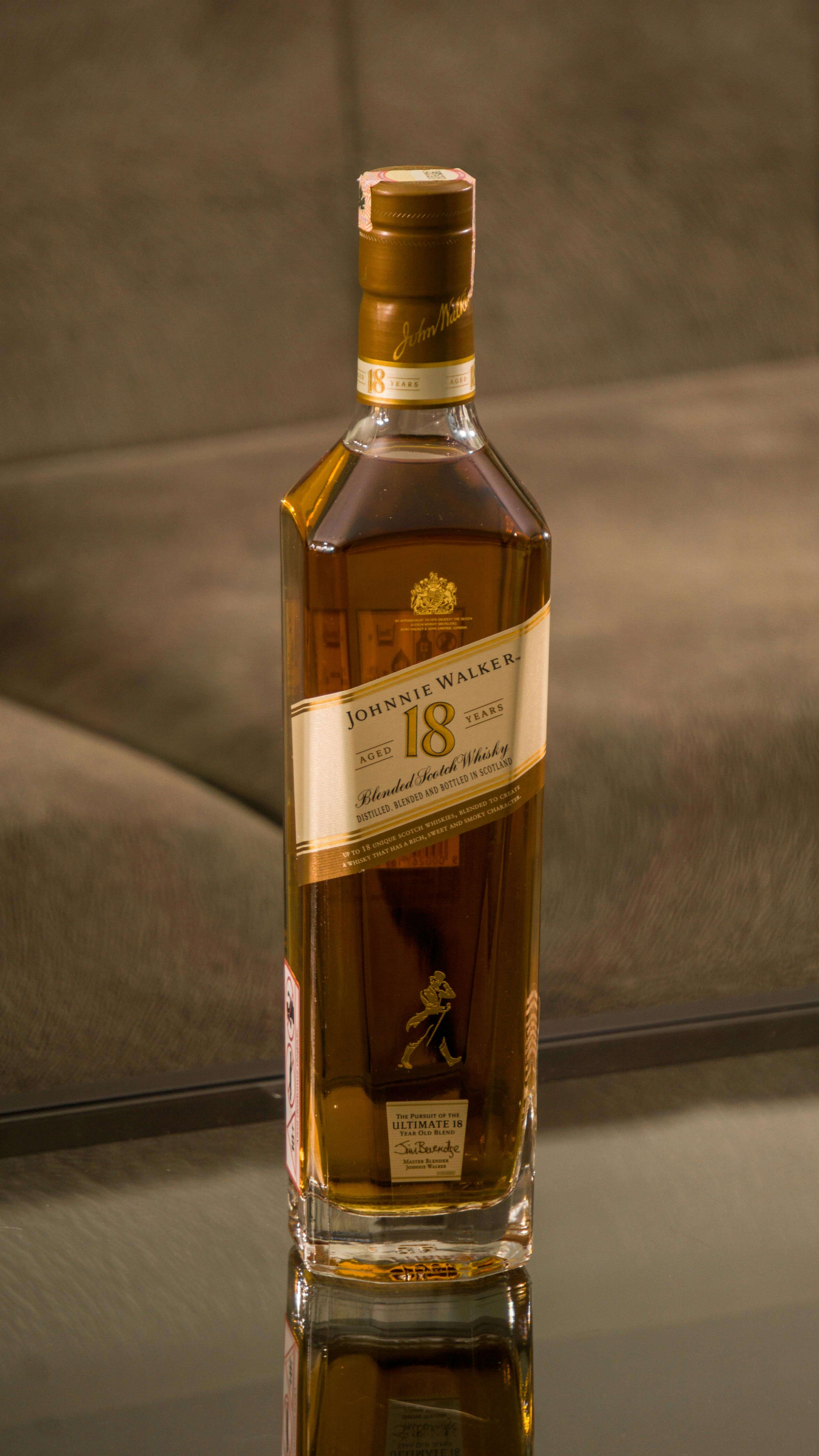 Johnnie Walker 18-Year-Old Blended Scotch Whisky